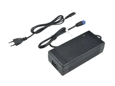 ePropulsion Spirit lader